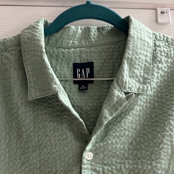 GAP Graphite Green Seersucker Casual Button Short Sleeve Vacay Lightweight Beach - Picture 3 of 8